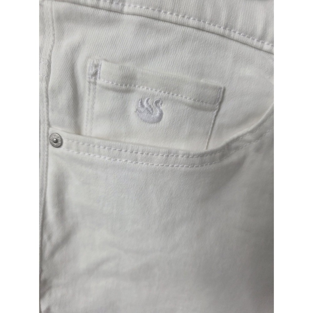 GLORIA VANDERBILT Amanda Shorts Lenght Classic Rise Women's SIZE 24W WhiteDenim - Picture 6 of 12
